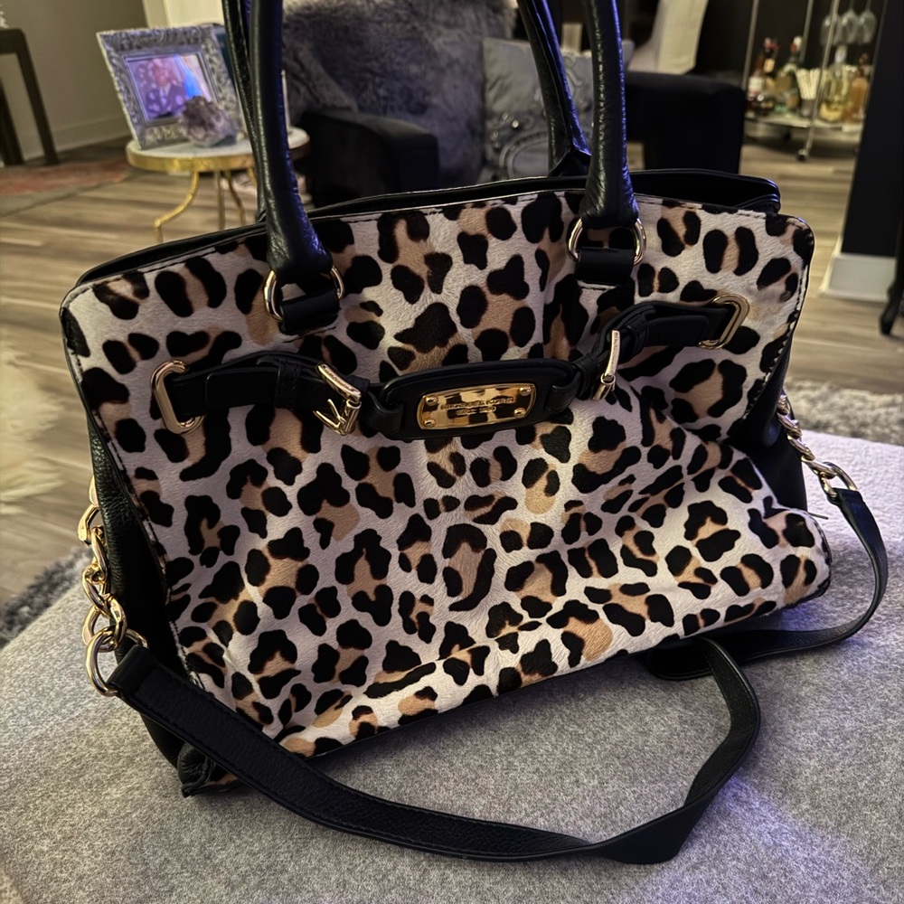 Gorgeous Chic Michael Kors Leopard Print Satchel with Black Trim